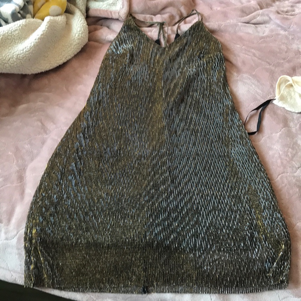 Dress gold